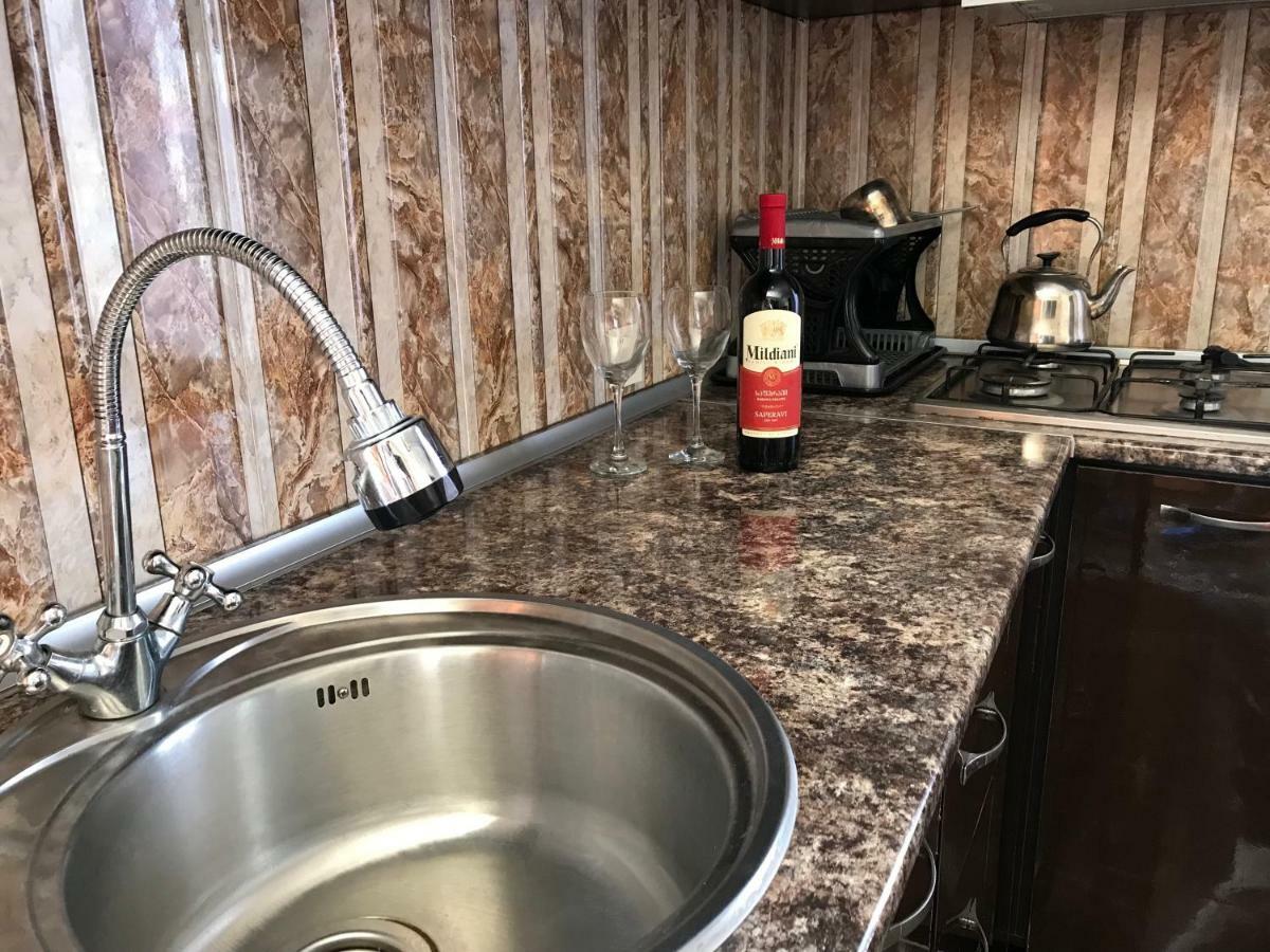 Guest House Chexovi 24 코불레티 외부 사진